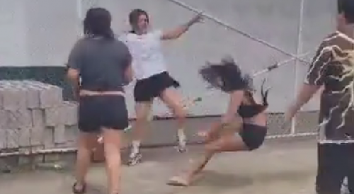 Costa Rica Girls Fight Over A Man