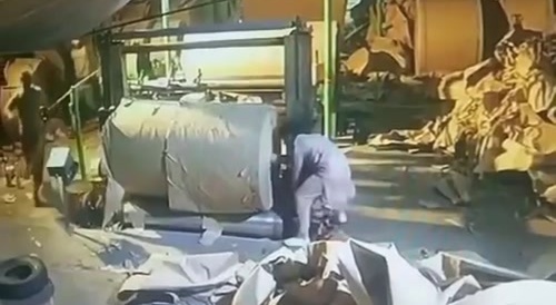 Careless Factory Worker Destroyed by Machine...