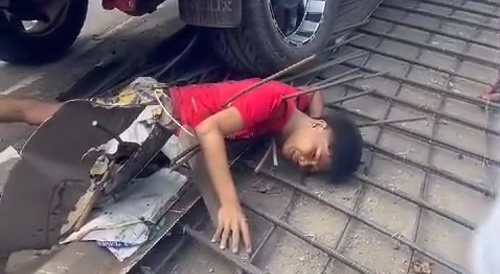 man was trapped between the rebars...