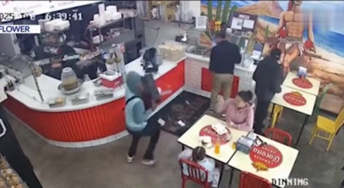 Dude Robs a Taco Shop