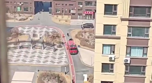 Base jumping
