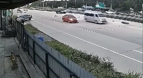 Insane road crash..