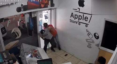 Robbers Get A Licking