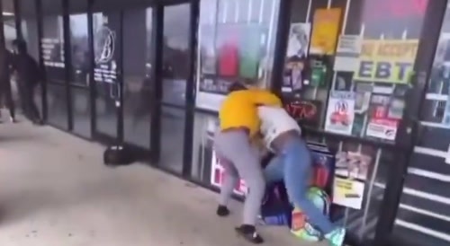 EBT Ratchets Fight Outside Corner Store