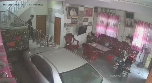 Nevermind the EARTHQUAKE. Parked their car in the living ROOM. WTF.