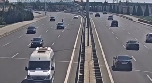 How to cross a motorway