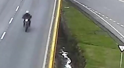 Move Bitch!