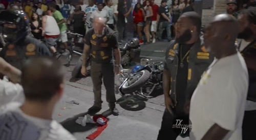 Bikers Brawl Street Punks until Cops Mace them