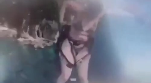 Woman has a Panic Attack and Unbuckles Her Safety Harness - DOA