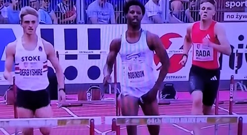 Runner trips over his dick during race