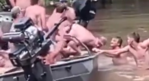 Fight Breaks Out Between Boaters
