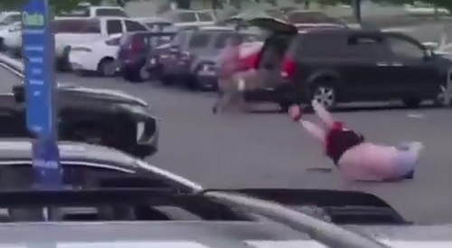 Parking lot fight in Florida