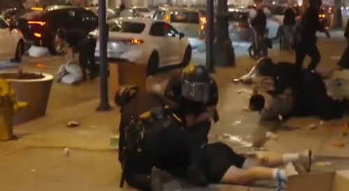 Cops Chase Looting Suspects