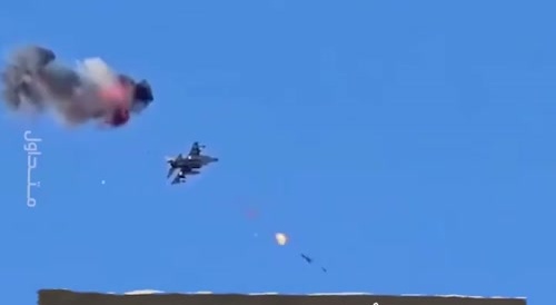 Israeli F-16 fighter jet shoots down an Iranian Shahed-136 drone over Syria.
