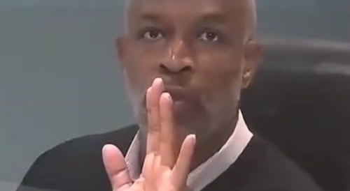 Ratchet shows up on court call