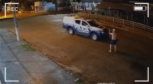 Get on the ground!