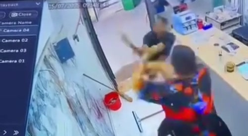 Lunatic Libyan Pulls Knife And Stabs People