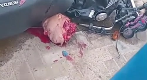 Biker got decapitated
