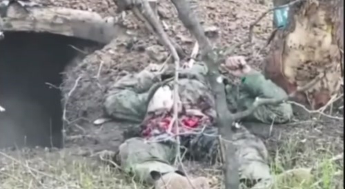 An pussy Russian soldier threatens suicide and puts the beast on a grenade