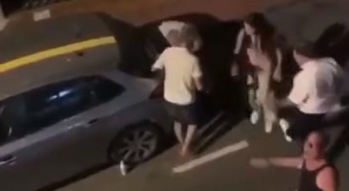 Spanish citizens reverse enrich aggressive migrant