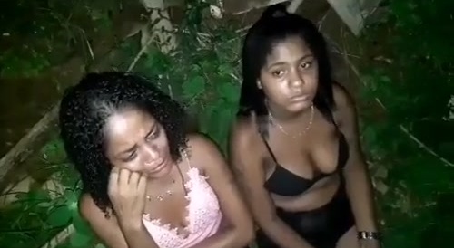 Young women in a favela beaten until they bleed... !