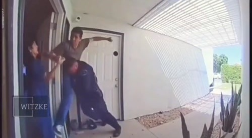 Police officer is assailed with knife when ringing the doorbell... !