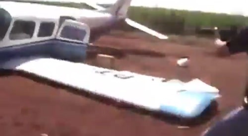 Police stop drug plane by ramming off its wing... !