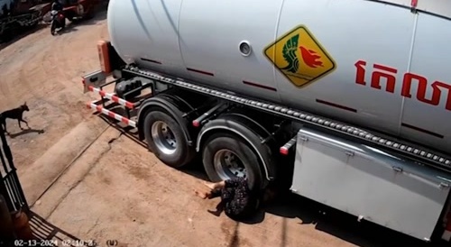 Woman Uses A Tanker Truck To Commit Suicide.