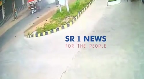 Three Die in Road Crash !!