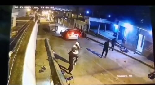 2 killed & 4 injured after gang shooting in Ecuador...