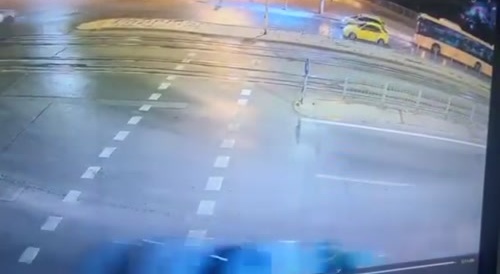 Audi RS5 boarded in public transport bus in Sofia/Bulgaria with 170km/h