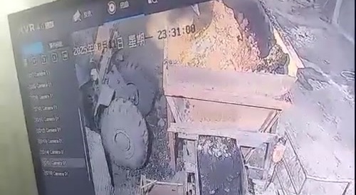 A man's life ends in a stone crusher... !