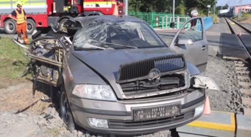 Police chase with a plot twist …! …! …!