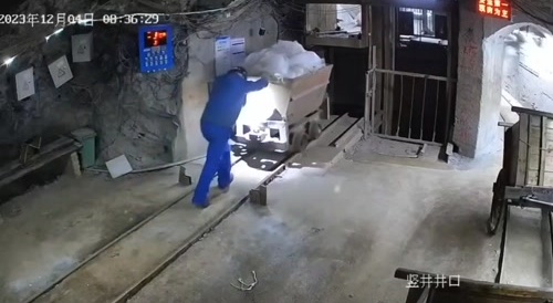 Coal Mine Worker Fell To His Death.