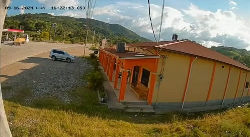 Yeeehaaaw... : motorcycle collides with pickup truck...