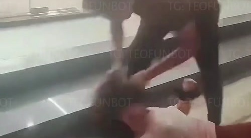 Woman rejected man : head smashed against the ground...