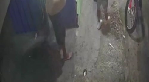 Fast food shooting kills 3...
