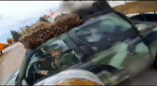 Ding dong motherf****r! A surprise attack by a kamikaze drone on a Ukrainian.