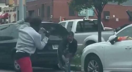 Ghetto Road Rage with Bats & Chains