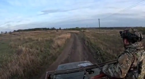 Russian soldiers blow themselves up on a drone-dropped SVP in Donetsk region