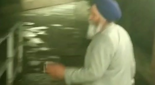 Old Hindu Masturbating In Public Gets Beat
