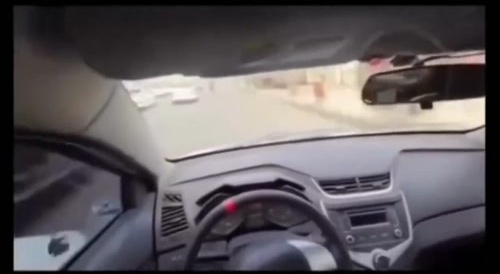 Insane street racing leads to crash