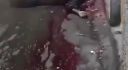 Brazilian narcos film rival's body