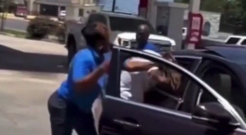 Trained Ratchet Beats Gas Station Ratchet