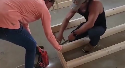 Nail goes through guy’s finger