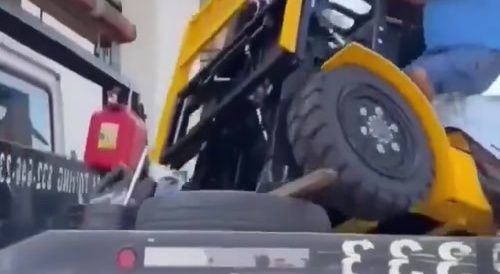Dude loses total control of forklift
