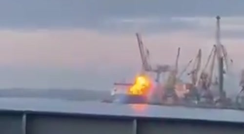 kamikaze drone strike : Odessa Port.