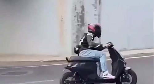 Scooter crashes hard due to going too fast