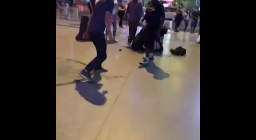 Boxing Champion vs Kung Fu Master