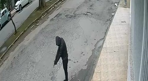 Man brutally riddled with bullets in broad daylight
